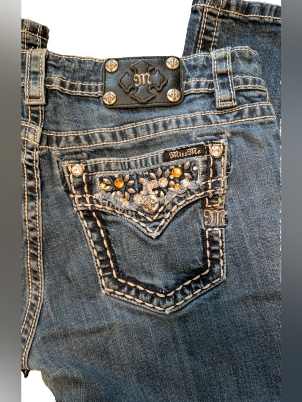Miss Me Boyfriend Capri Jeans Sz 30 Sequins Bling / Mid rise Easy Ankle Stretch